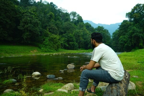 Mankulam 1 Night Package with Jeep Safari.