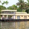 2 Bedroom Deluxe Houseboat With Upper deck