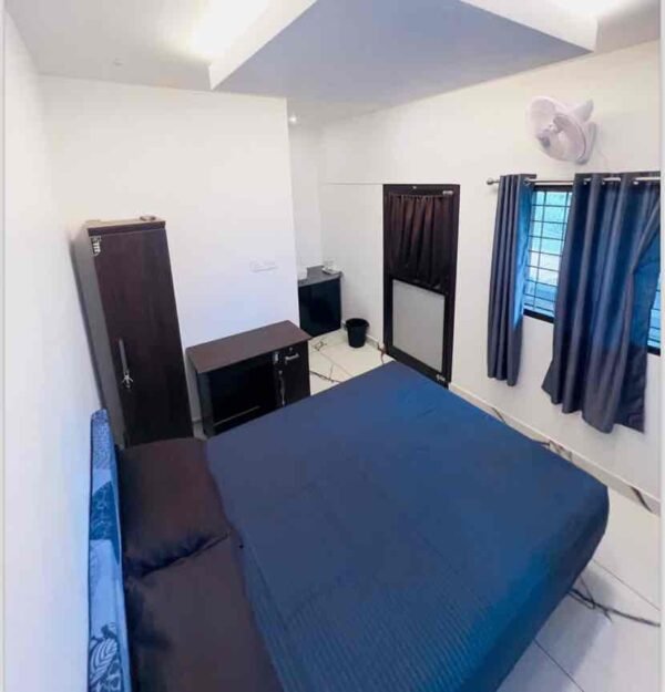Golden Rock A-Frame | 3 Bedroom Stay in Mamalakandam