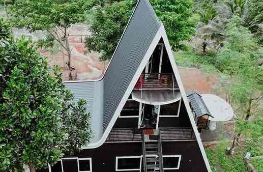 Golden Rock A-Frame | 3 Bedroom Stay in Mamalakandam