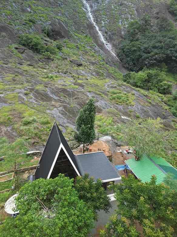 Golden Rock A-Frame | 3 Bedroom Stay in Mamalakandam