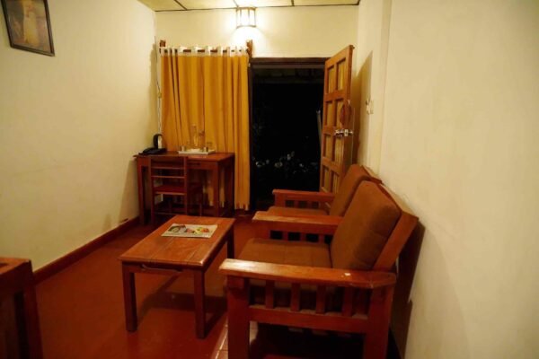 Munnar Family Pool Stay