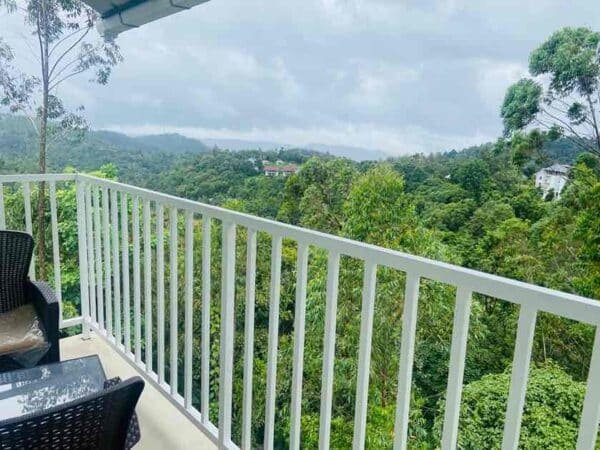 Munnar Ice Pellets Resort