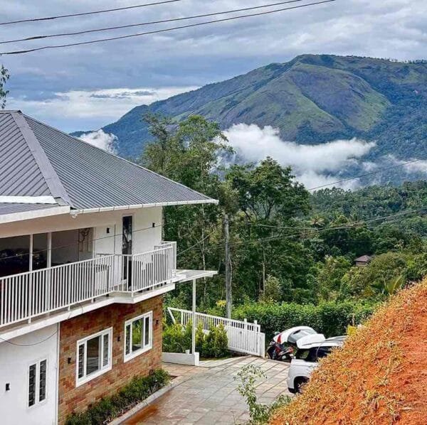Munnar Ice Pellets Resort