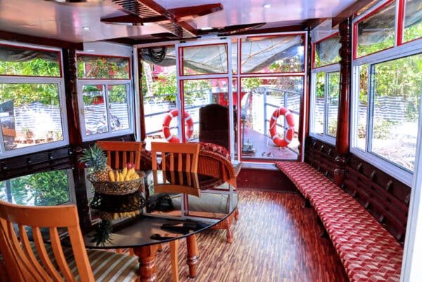 3 Night 4 Days Munnar | 2 Bed A Frame Stay &  Alleppey Houseboat Family Package