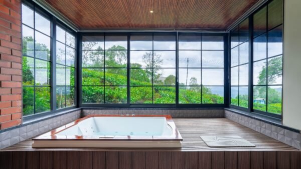 3 Night 4 Days Honeymoon Pool Villa Munnar + Luxury Jacuzzi Houseboat Package