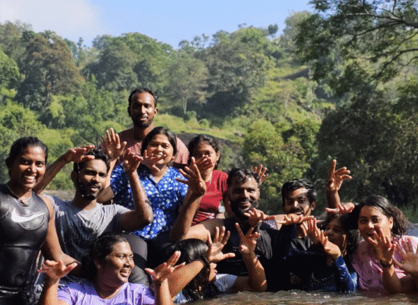 2 Night 3 Days Munnar Group Package|  Jeep Safari + Dinner + Campfire + Pool Stay | Family Package