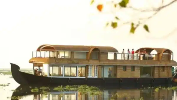 3 Bedroom Ultra Luxury Houseboat Alleppey