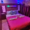 1 Bedroom Deluxe Budget Houseboat