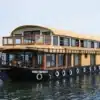 1.jpg 5 Bedroom Luxury Houseboat With Upper Deck