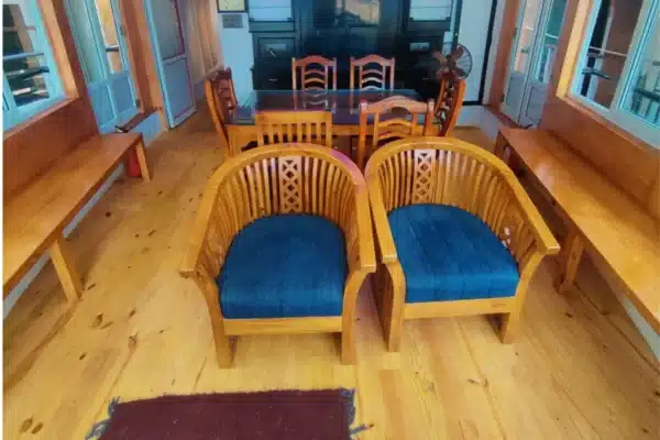 2 bedroom deluxe10.jpg 2 Bedroom Deluxe Houseboat With Deck