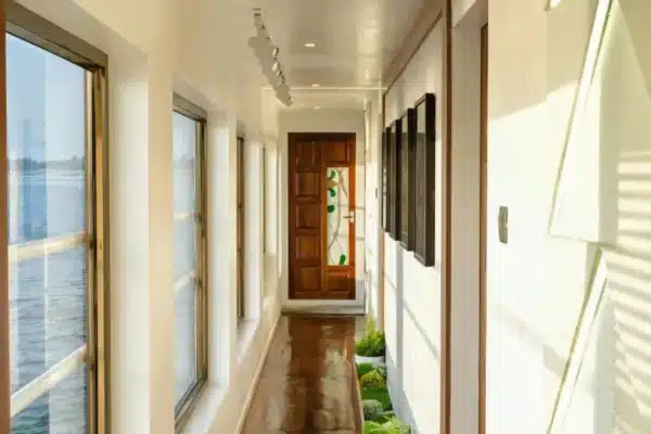 2 bedroom luxury1 2 Bedroom Luxury Houseboat With Alleppey