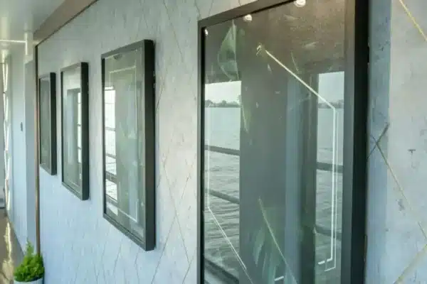 2 bedroom luxury4 2 Bedroom Luxury Houseboat With Alleppey