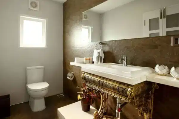 3 Bedroom Ultra Luxury Houseboat Alleppey