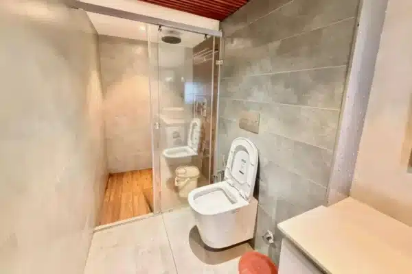 3 bedroom luxury1 3 Bedroom Luxury Houseboat