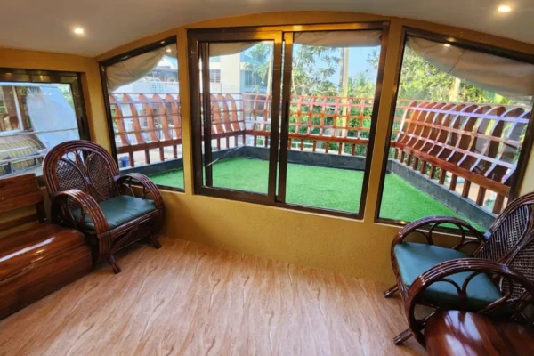 3 Bedroom Premium Houseboat With Upper Deck