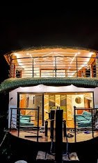 4 bedroom premium1 4 Bedroom Premium Houseboat With Upper Deck Alleppey
