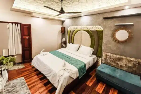 4 bedroom premium3.jpg 4 Bedroom Premium Houseboat With Upper Deck Alleppey