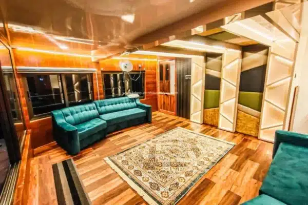 4 bedroom premium5.jpg 4 Bedroom Premium Houseboat With Upper Deck Alleppey