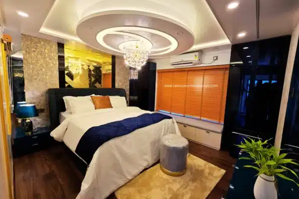 5 Bedroom Luxury Houseboat With Upper Deck - Alleppey