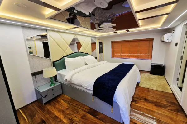 5 Bedroom Luxury Houseboat With Upper Deck - Alleppey