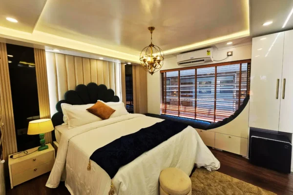 5 Bedroom Luxury Houseboat With Upper Deck - Alleppey