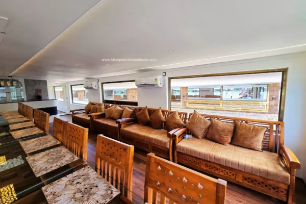 5 Bedroom Luxury Houseboat With Upper Deck - Alleppey