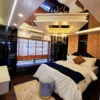 5 Bedroom Luxury Houseboat With Upper Deck - Alleppey
