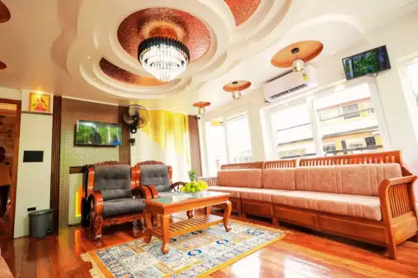 5 Bedroom Premium5 5 Bedroom Premium Houseboat With Upper Deck Alleppey