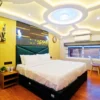 6 Bedroom Luxury Houseboat in Alleppey