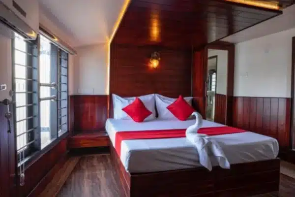 6 Bedroom Premium6.jpg 6 Bedroom Premium Houseboat in Alleppey