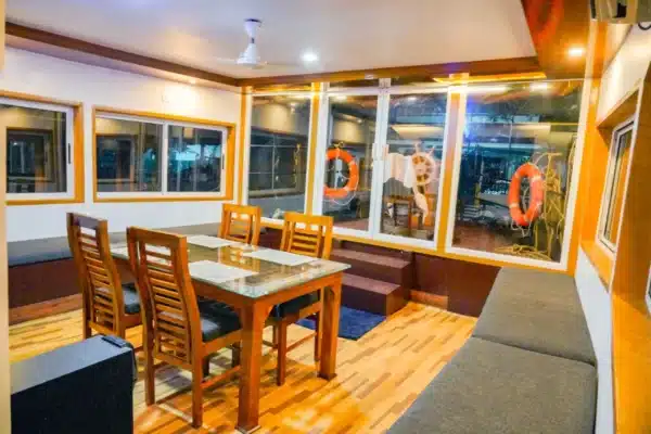 premium 2 bedroom1 2 Bedroom Super Premium Houseboat Alleppey